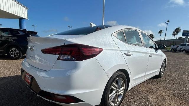 2019 Hyundai ELANTRA SE