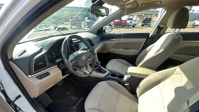 2019 Hyundai ELANTRA SE