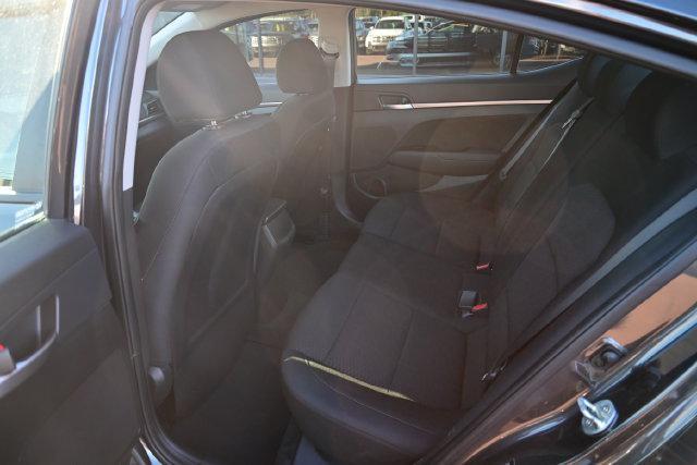 2020 Hyundai Elantra - $15,497