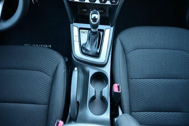 2020 Hyundai Elantra - $15,497