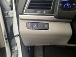 2017 Elantra Thumbnail 13