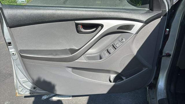 2011 Hyundai ELANTRA GLS