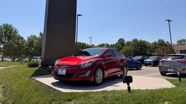 Preowned 2015 Hyundai ELANTRA SE for Sale