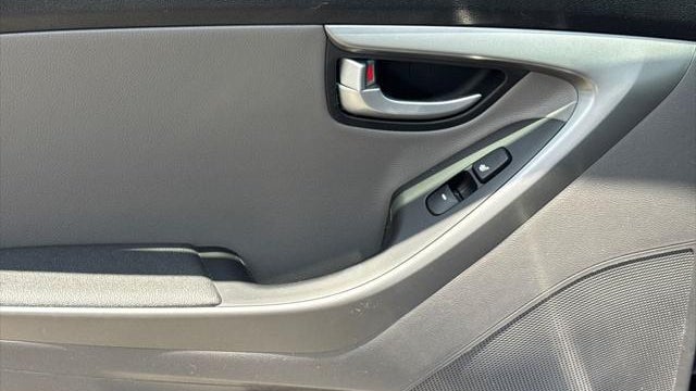 2014 Hyundai ELANTRA Limited