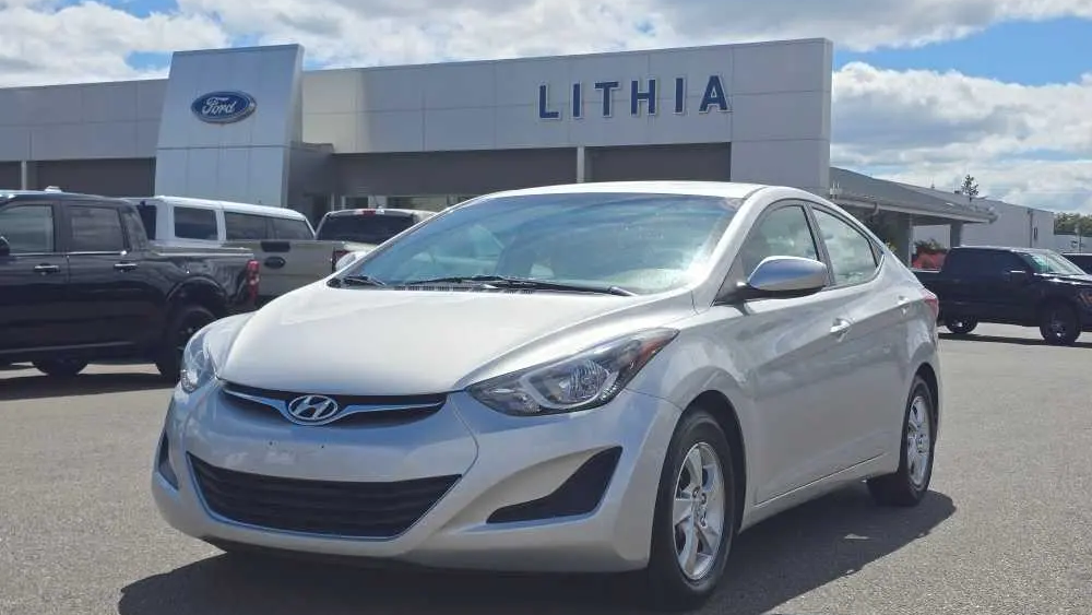2015 Hyundai ELANTRA SE