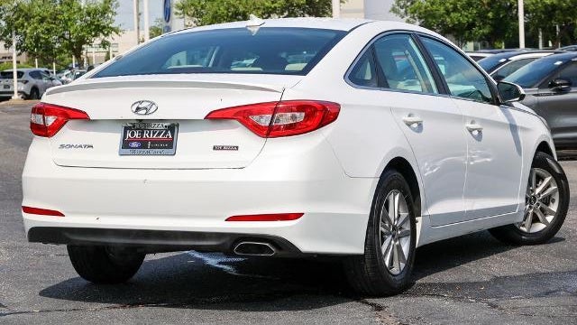 2015 Hyundai SONATA SE