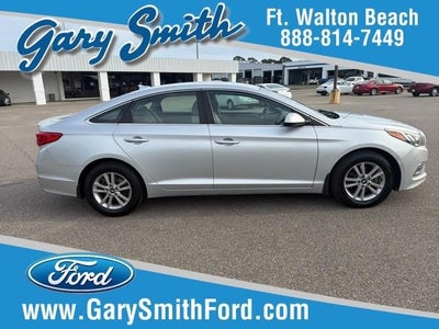 Photo of a 2015 Hyundai Sonata SE 4DR Sedan for sale