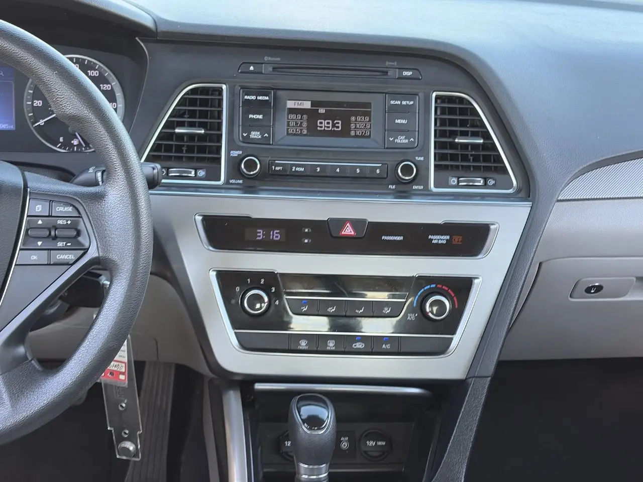 2016 Hyundai Sonata - $8,888