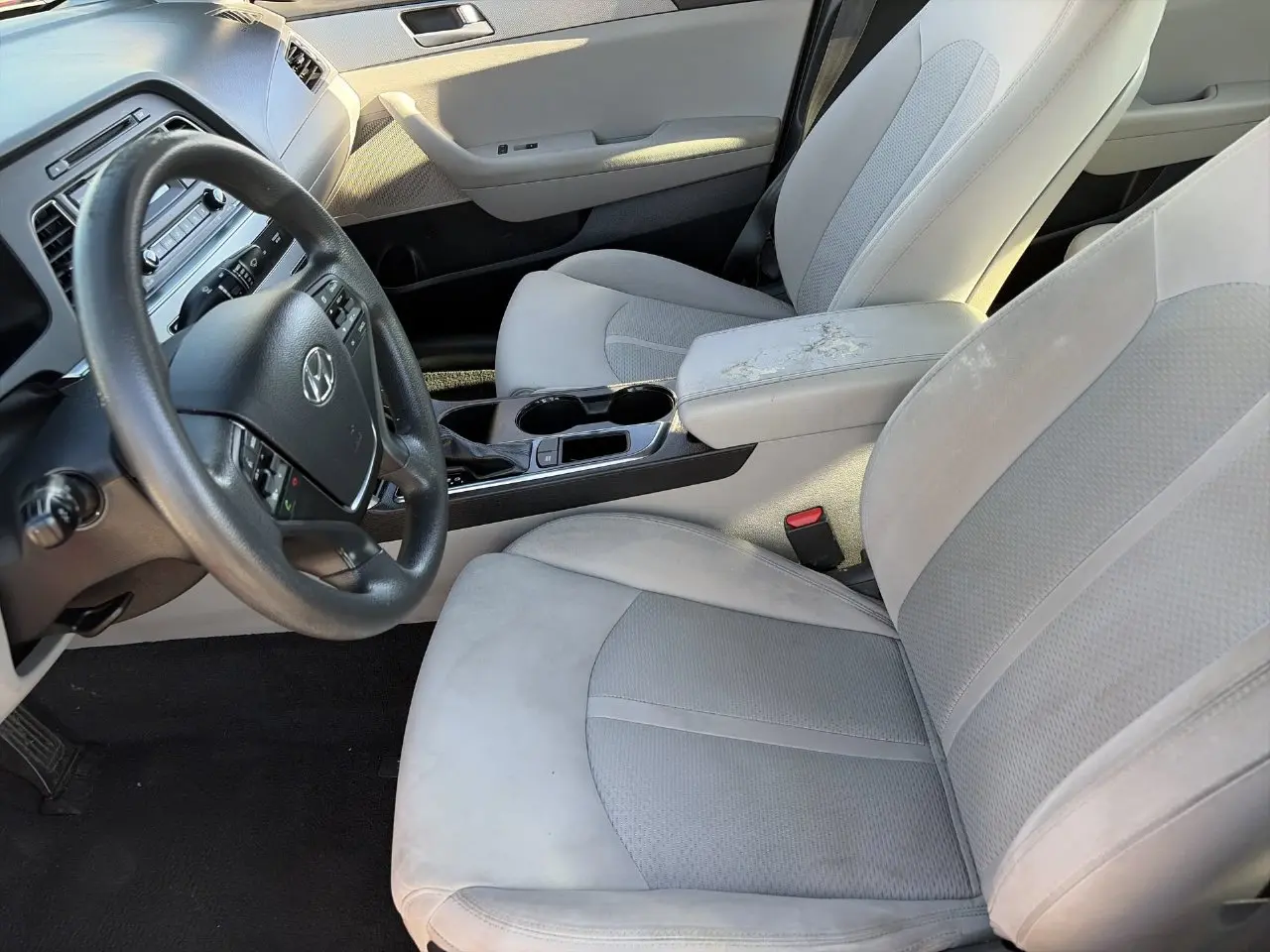 2016 Hyundai Sonata - $8,888