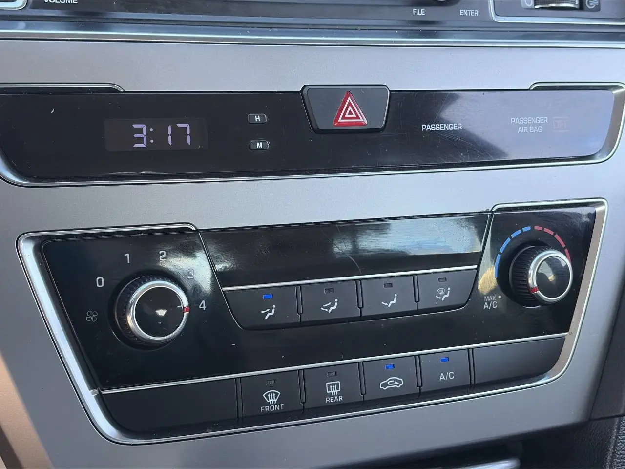 2016 Hyundai Sonata - $8,888
