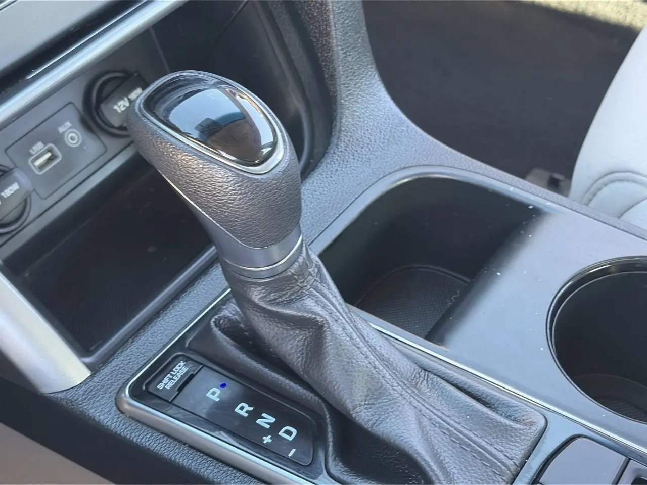 2016 Hyundai Sonata - $8,888