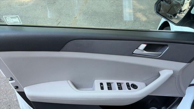 2017 Hyundai SONATA Base