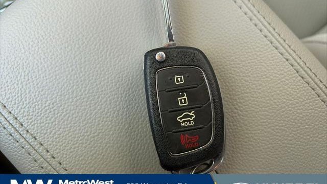 2017 Hyundai SONATA Base