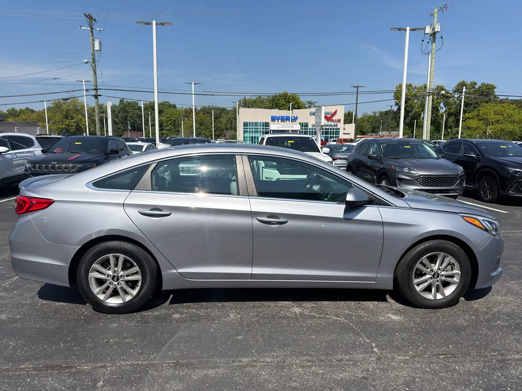 2016 Hyundai Sonata - $9,995