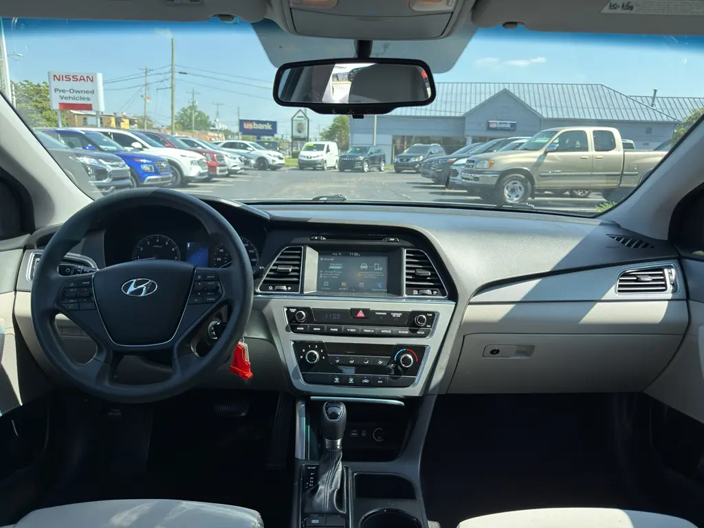 2016 Hyundai Sonata - $9,995