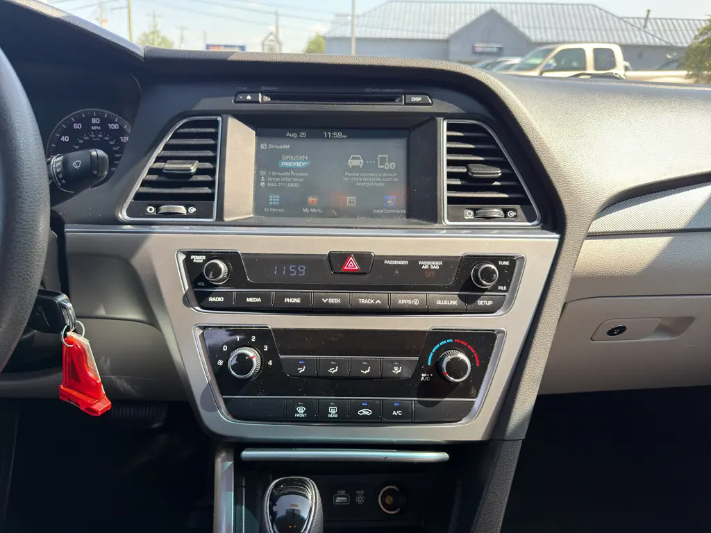 2016 Hyundai Sonata - $9,995