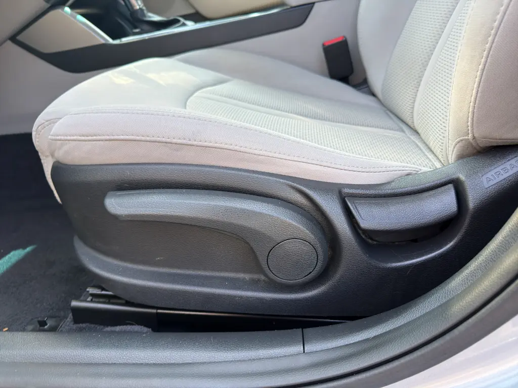 2016 Hyundai Sonata - $9,995