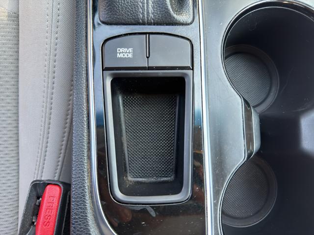 2016 Hyundai Sonata - $9,995