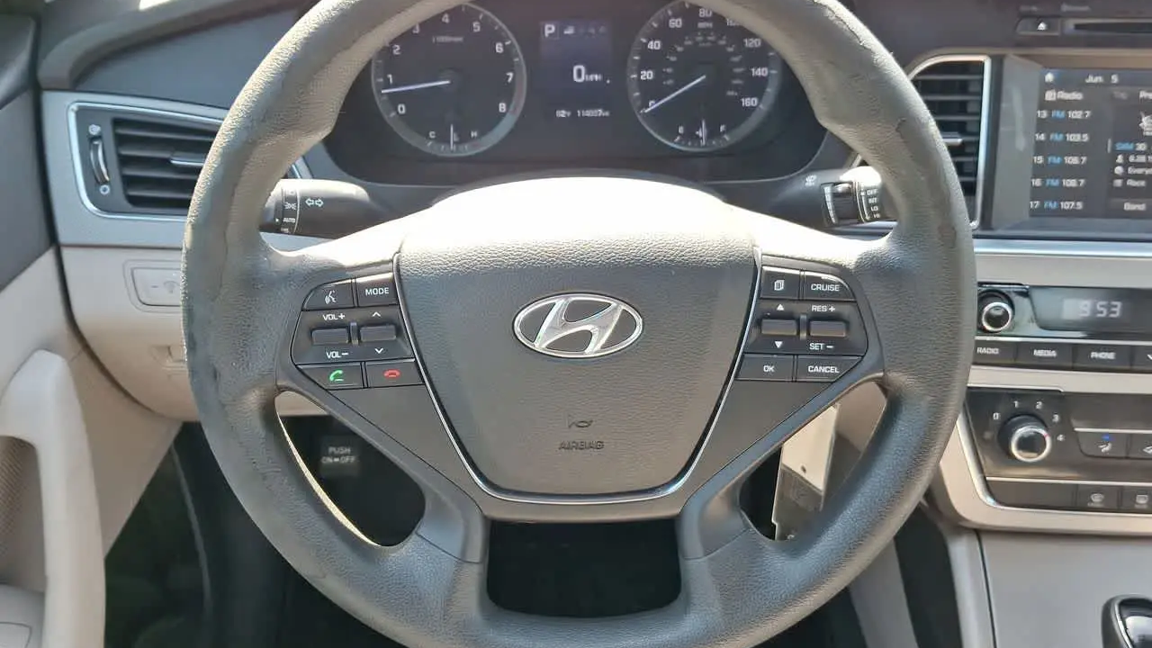 2016 Hyundai SONATA SE