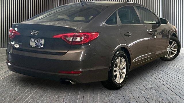 2017 Hyundai SONATA SE