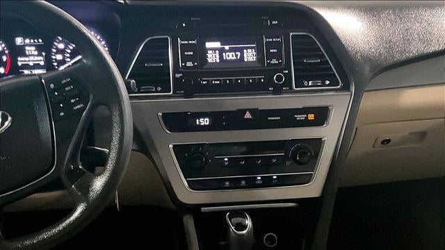 2017 Hyundai SONATA SE