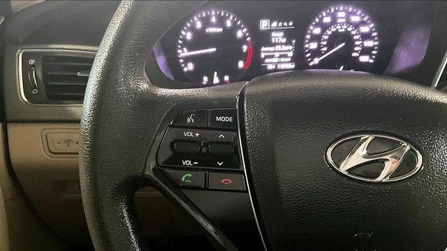 2017 Hyundai SONATA SE