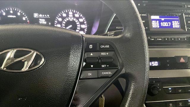 2017 Hyundai SONATA SE