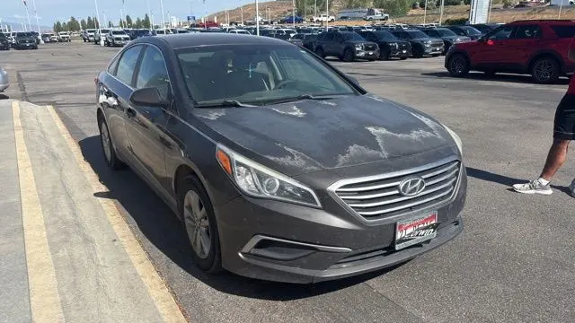 2016 Hyundai SONATA SE