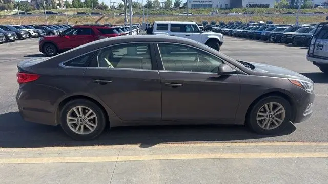2016 Hyundai SONATA SE