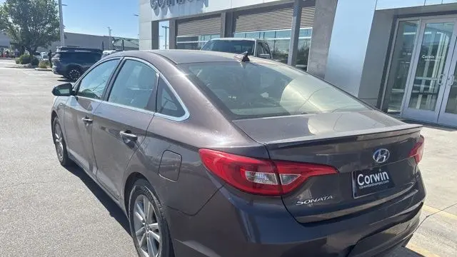 2016 Hyundai SONATA SE