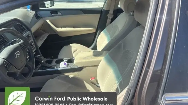 2016 Hyundai SONATA SE