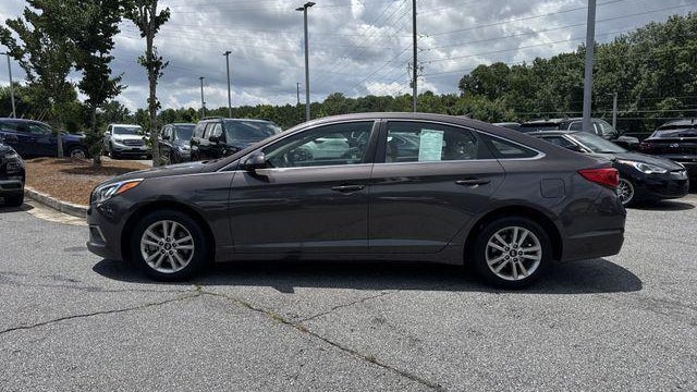 2017 Hyundai SONATA SE