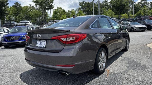 2017 Hyundai SONATA SE