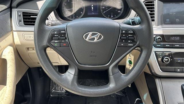 2017 Hyundai SONATA SE