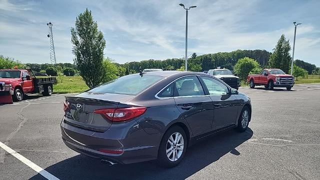 2017 Hyundai SONATA SE