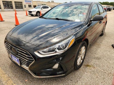Photo of a 2018 Hyundai Sonata SE 4DR Sedan for sale