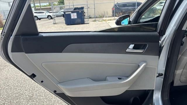 2015 Hyundai SONATA SE