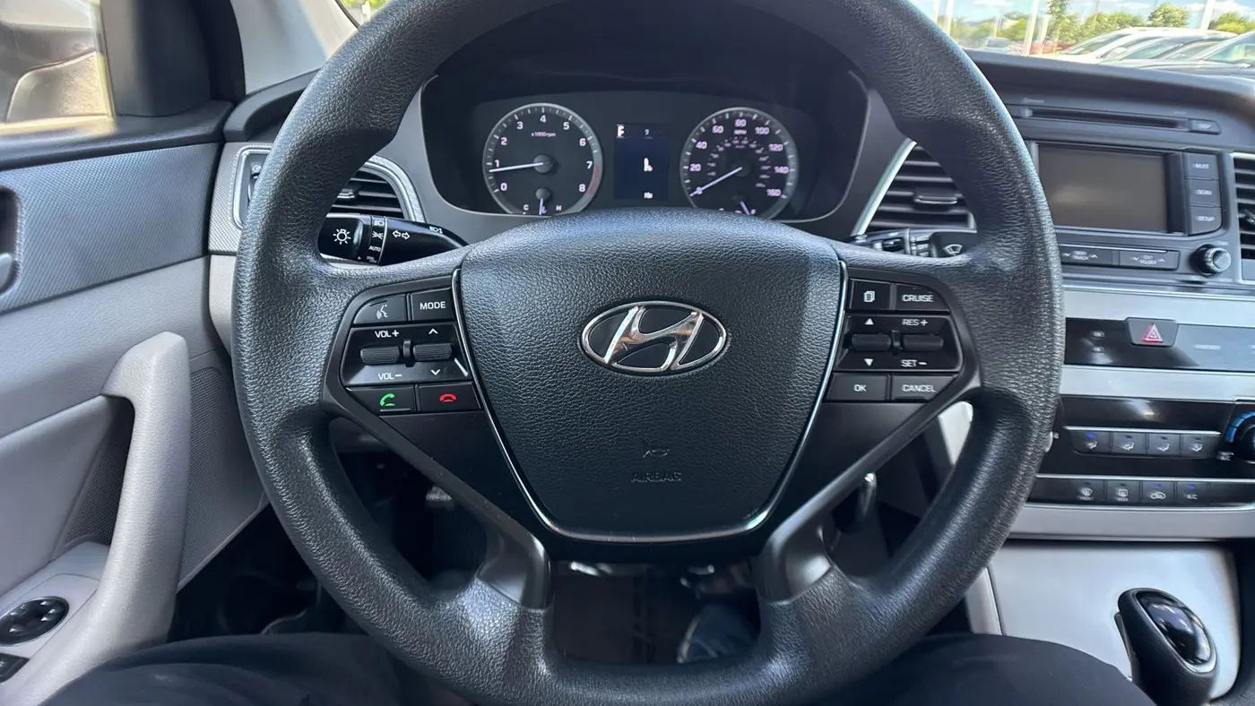 2015 Hyundai SONATA SE