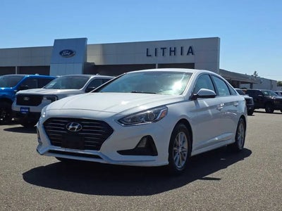 Photo of a 2018 Hyundai Sonata SE 4DR Sedan for sale