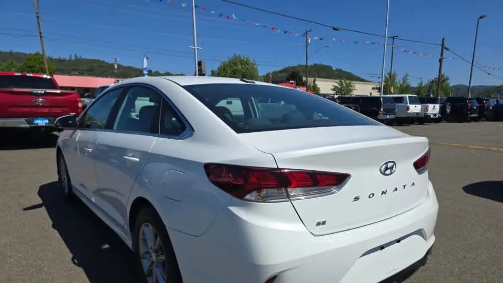 2018 Hyundai SONATA SE