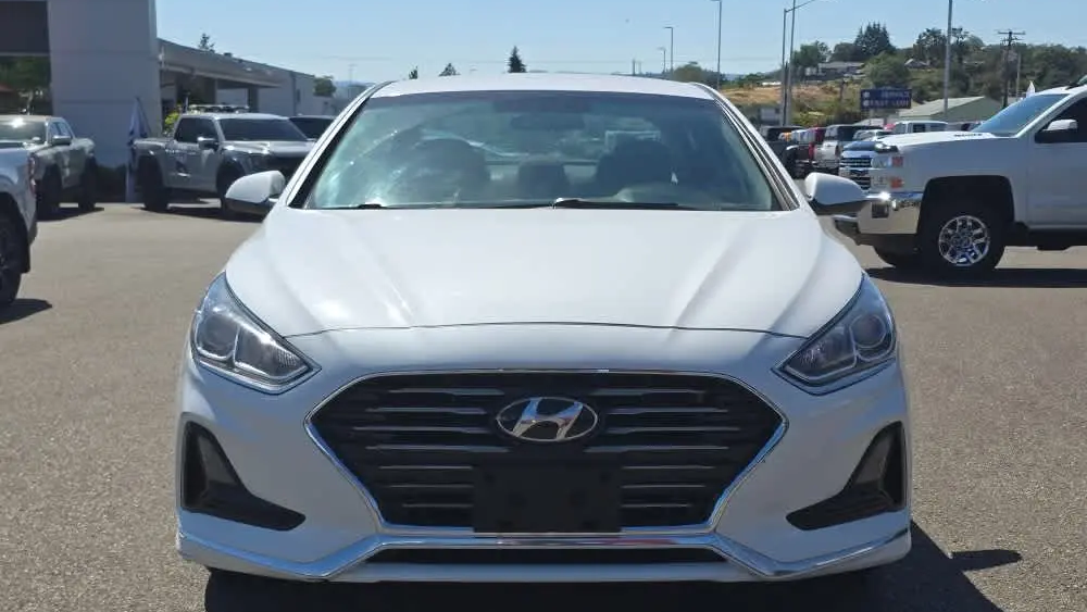 2018 Hyundai SONATA SE