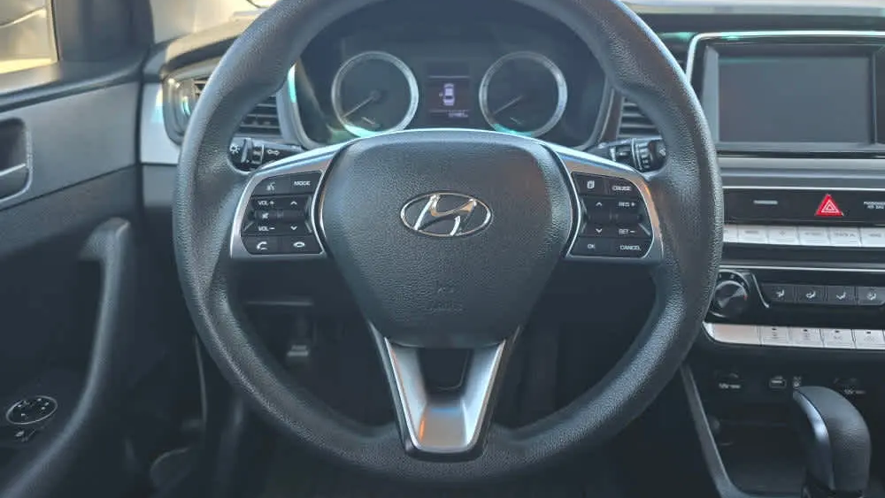 2018 Hyundai SONATA SE