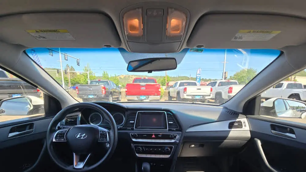 2018 Hyundai SONATA SE
