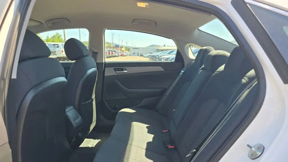 2018 Hyundai SONATA SE