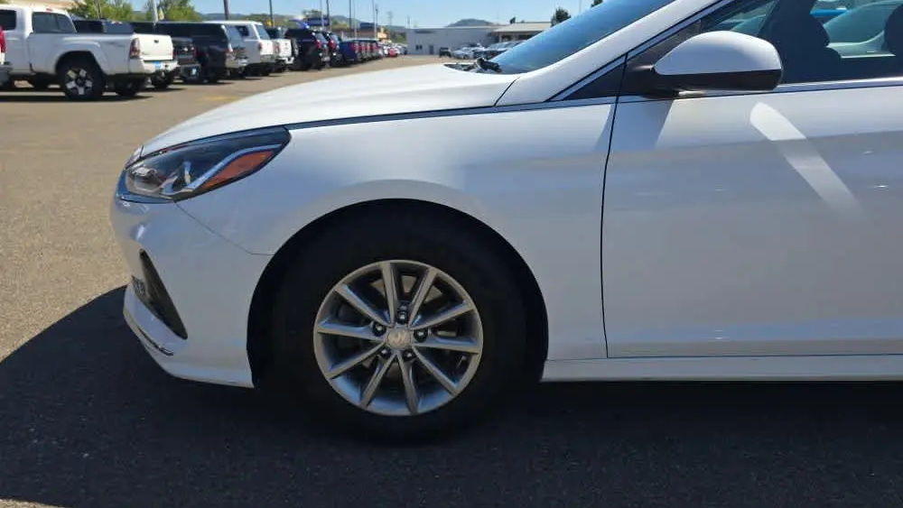 2018 Hyundai SONATA SE