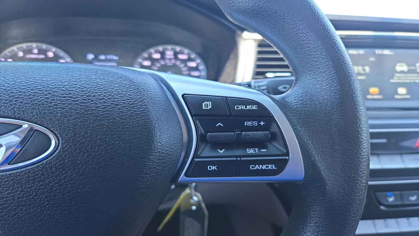 2019 Hyundai SONATA SE