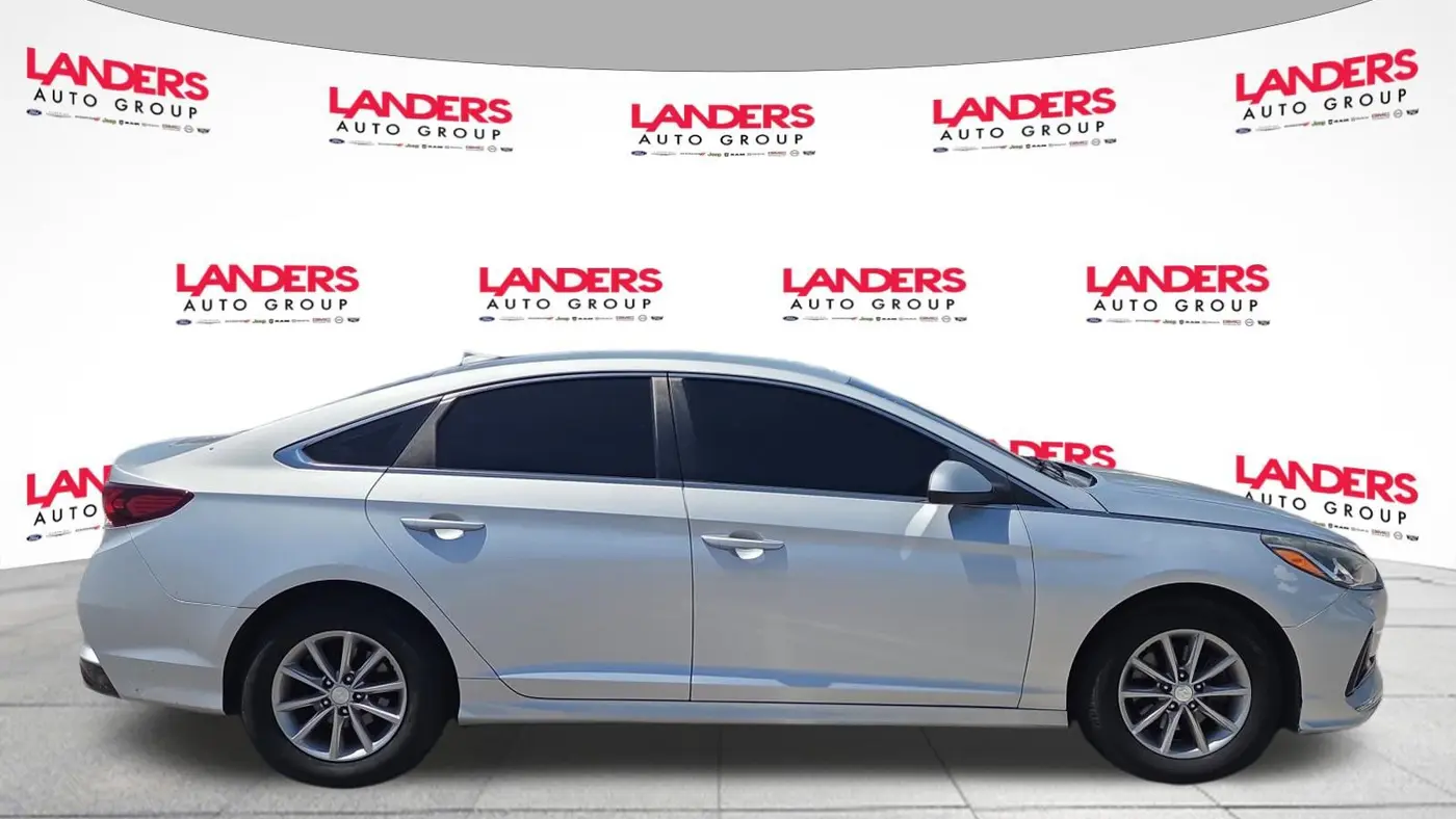 2019 Hyundai SONATA SE