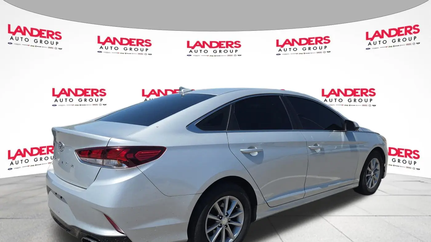 2019 Hyundai SONATA SE