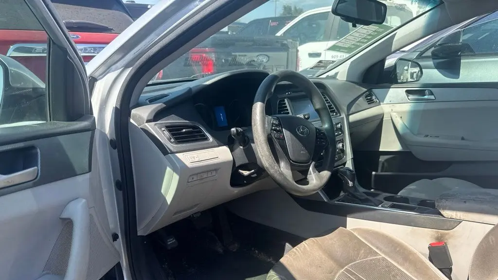 2016 Hyundai SONATA SE