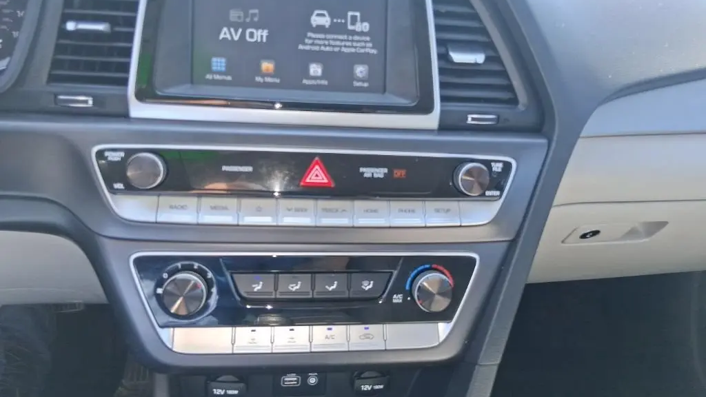 2019 Hyundai SONATA SE